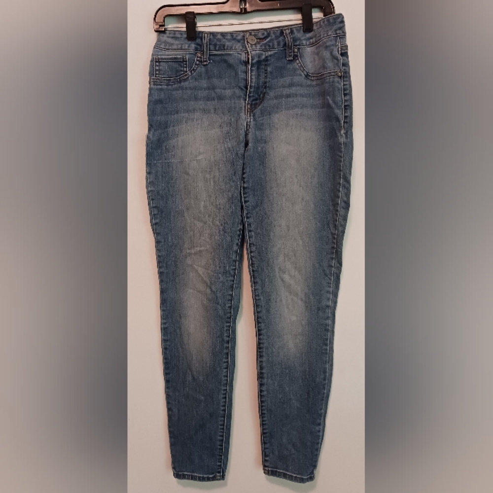 Maurices Woman's Jeans